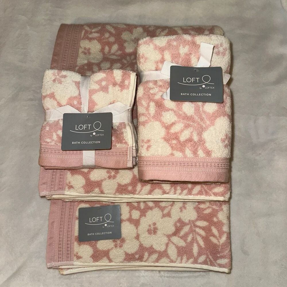 LOFT Home Bath Collection Set Light Pink and Cream Floral Pattern 8 Pieces NWT